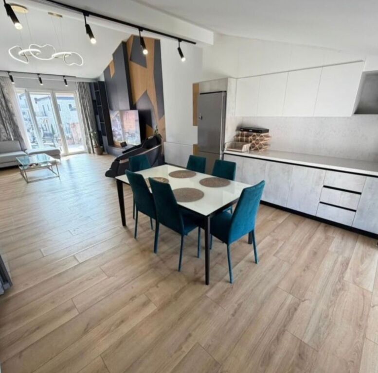 Penthouse for rent at Secret Garden Residence.