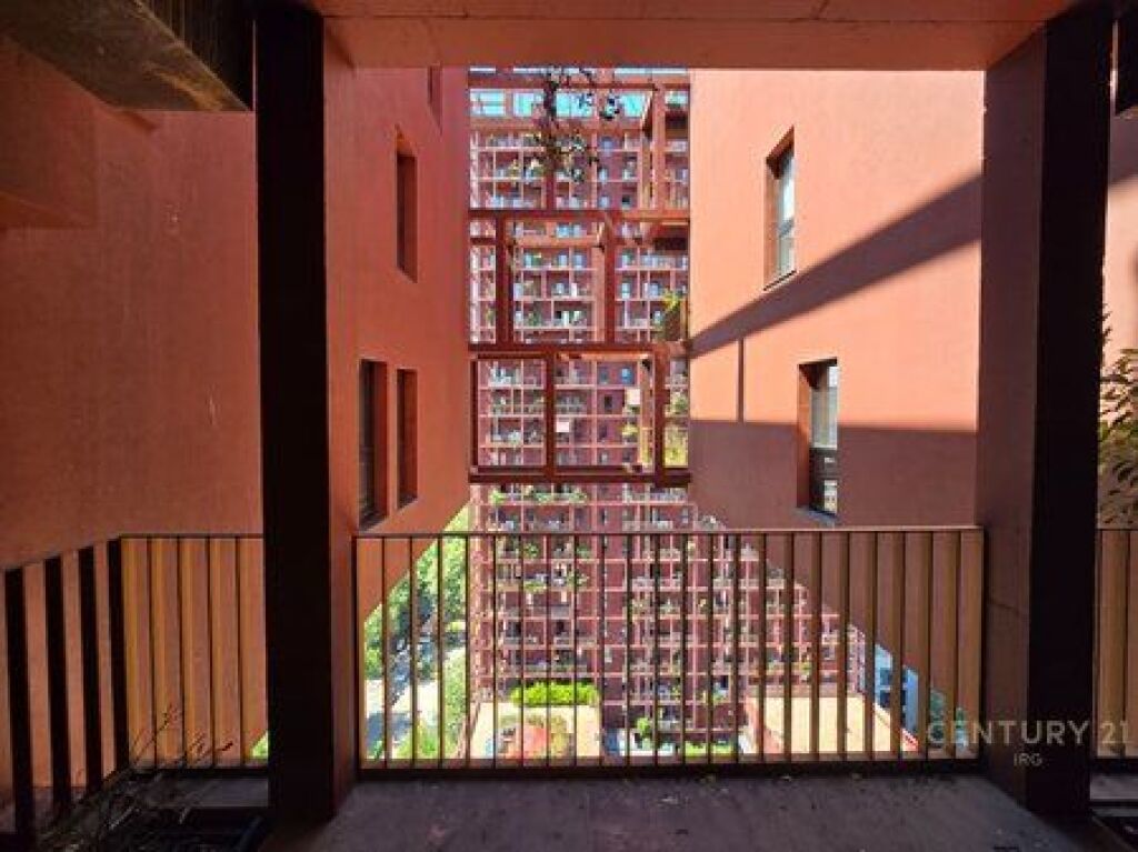 FOR SALE APARTMENT 2+1+2 AT GARDEN BUILDING