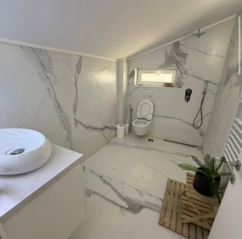 Penthouse for rent at Secret Garden Residence.