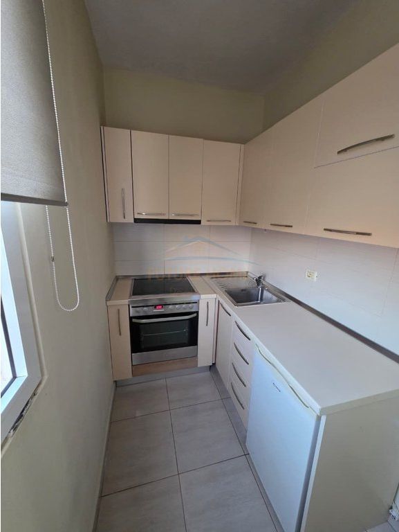 In vendita, Appartamento 1+1, Nuovo Anello, Tirana.