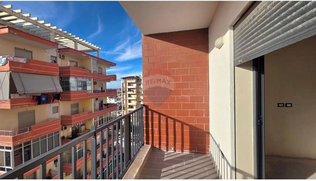 🏡 Apartment 1+1 for sale – Transballkanike, Vlorë