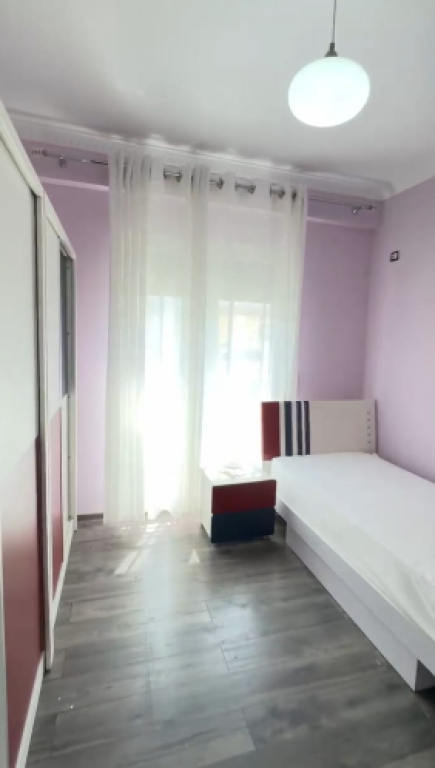 VENDESI APPARTAMENTO 2+1+2 – GIARDINO ZOOLOGICO