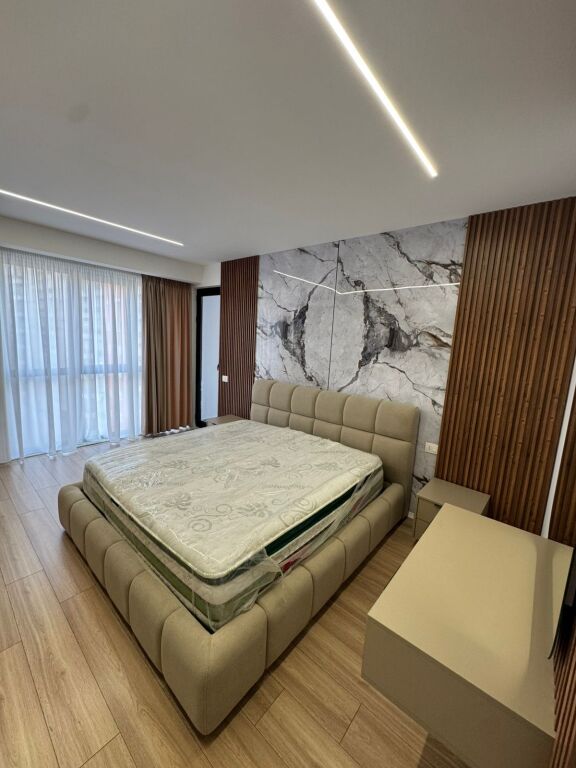 ✨ Jepet me qera 2+1 në📍 Astir (Urban Gate)🛋️ Sapo i mobiluar, gjithçka e re – gati për banim