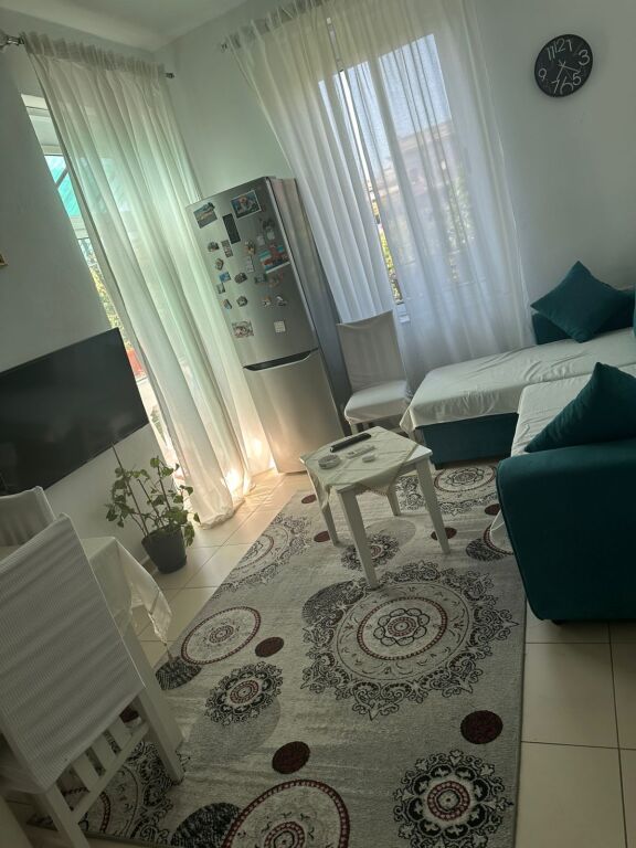 Bllok Apartment for rent and Bnb 1+1 Kafe Roma