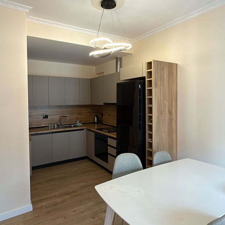 🏡✨ Appartamento 2+1 in Affitto – Complesso Delijorgji, Tirana ✨🏡