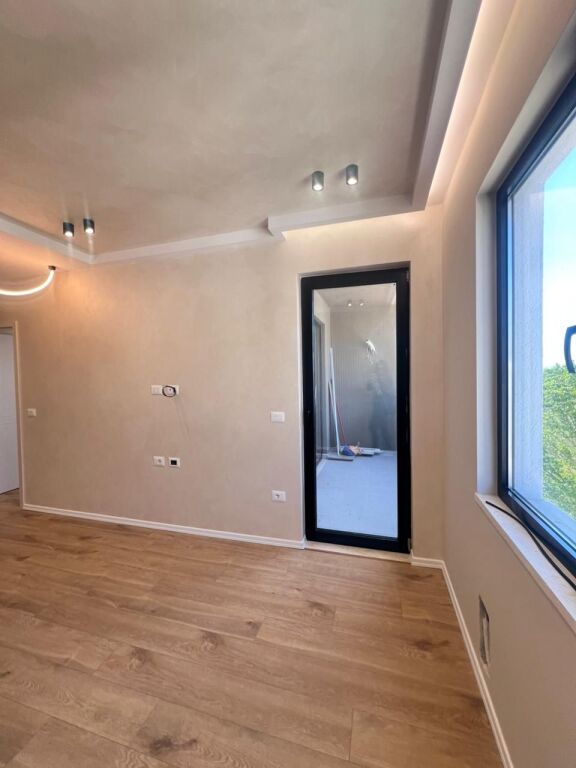SHITET APARTAMENT 1+1 NE ZONEN E MALIT TE ROBIT, KAVAJE