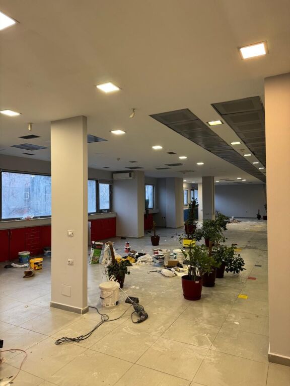 Business premises, Kavaja Street!