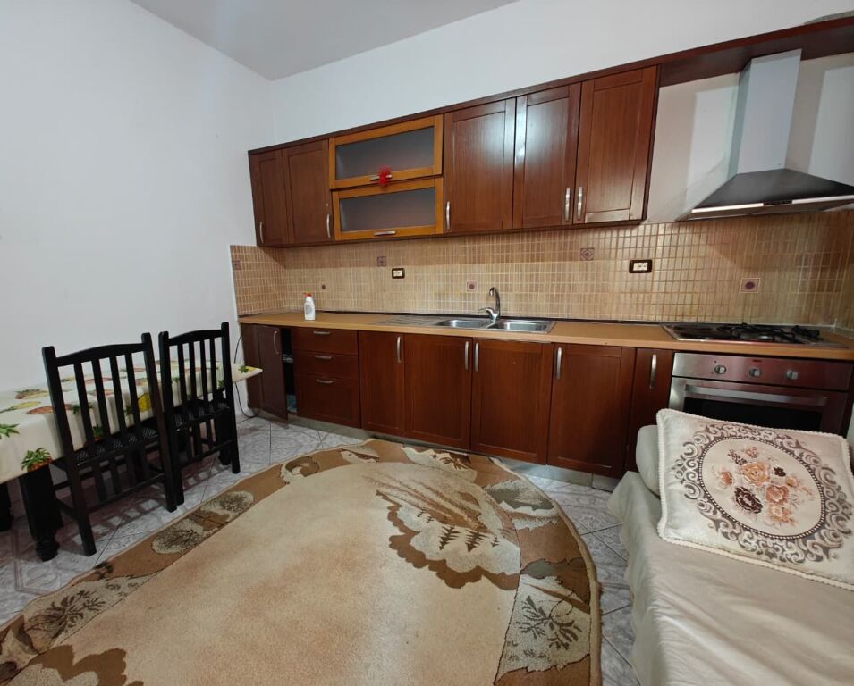 Appartamento 1+1 in affitto Porcelan-Tirane