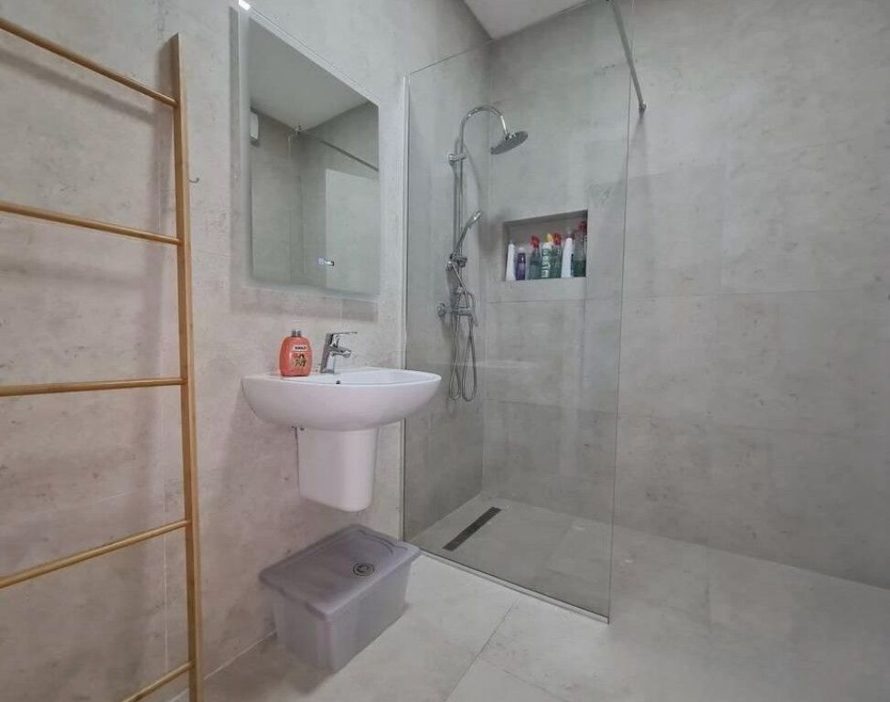 🏡AFFITTASI APPARTAMENTO 1+1 AL COMPLESSO DELIJORGJI, TIRANA🔥