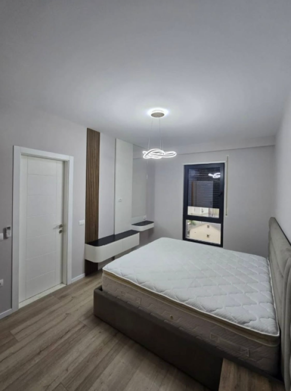VENDESI APPARTAMENTO 2+1+2 + GUARDAROBA – Residenza Erli, Kinostudio