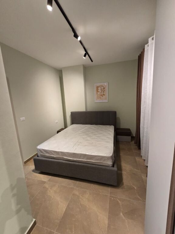 🔥 Jepet me Qira Apartament 2+1+2 tek Zogu i Zi – I Ri, I Pabanuar!🔥