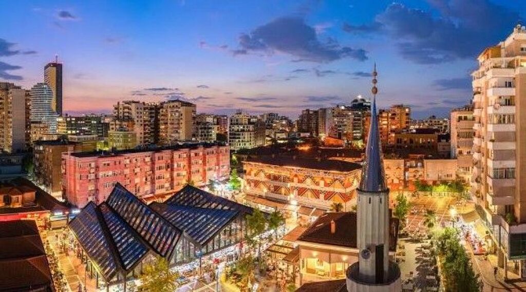 🌇Apartment 2+1 for Sale at Pazari i Ri🔥