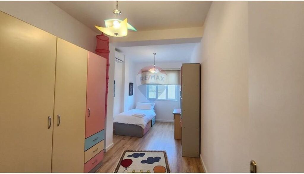 Apartament 2+1 me qera Rruga e Durresit