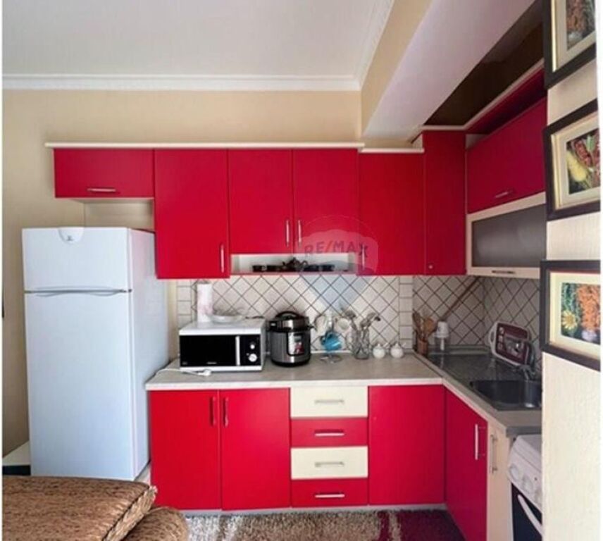 🌊 Apartament 1+1 me qera afatgjatë Lungomare, Vlorë