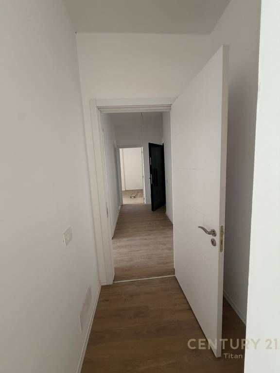 Apartment 2+1+balcony for sale at White Crown Residence in Kamez