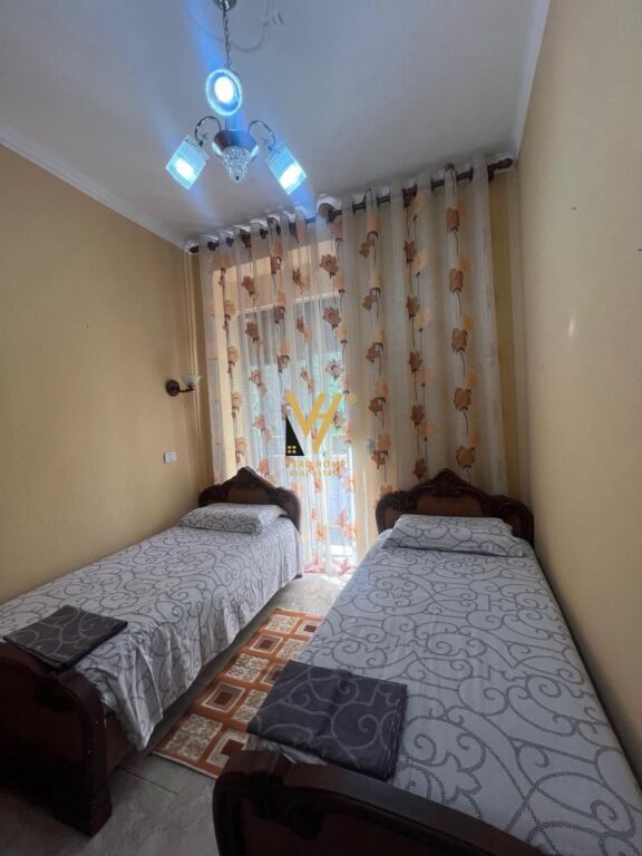 JEPET APARTAMENT 2+1+BLK ME QIRA TE STADIUMI DINAMO 60.000 LEKE