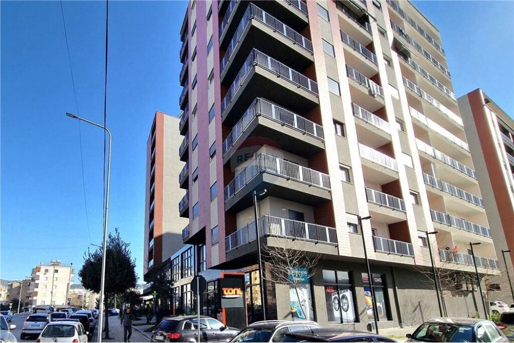 🏡 Apartment 1+1 for sale – Transballkanike, Vlorë