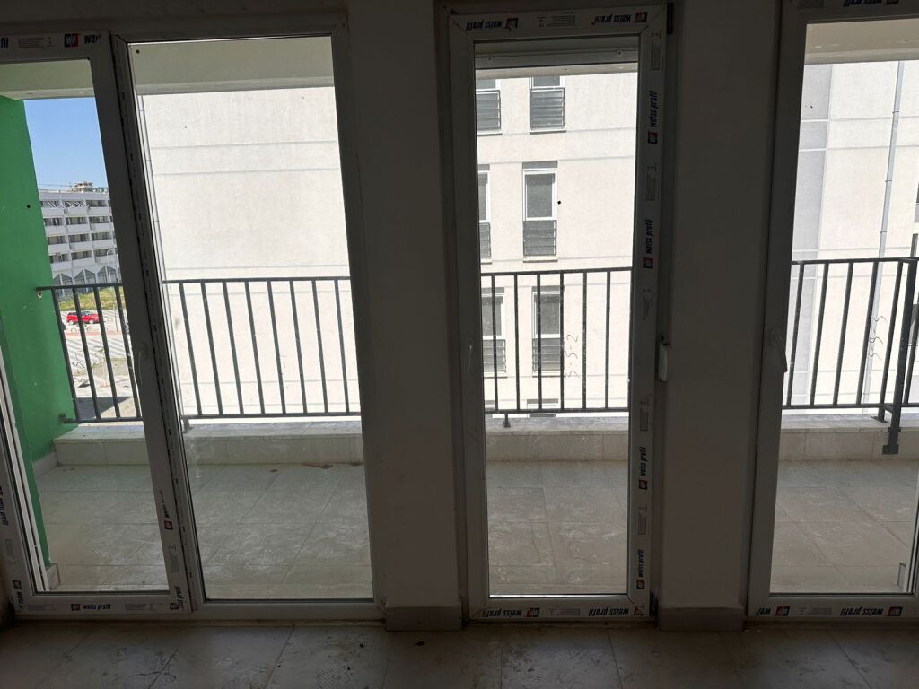 Apartament me Qera zona 5 Maj 2+1+2