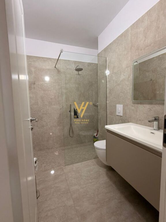 APPARTAMENTO 2+1+2+BLK IN AFFITTO A VLORE 1.500 EURO