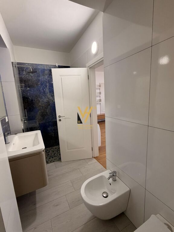 VENDESI APPARTAMENTO 2+1+2+BLK IN AFFITTO A VLORE 1.500 EURO