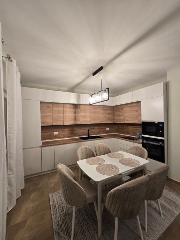 🔥 Jepet me Qira Apartament 2+1+2 tek Zogu i Zi – I Ri, I Pabanuar!🔥