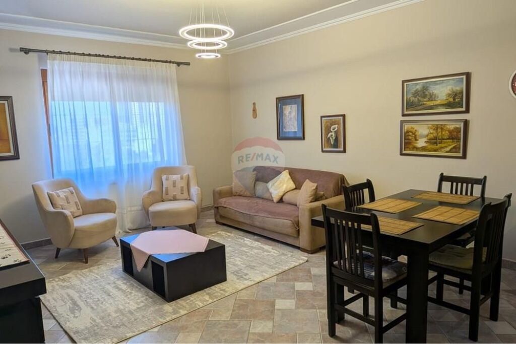 APARTAMENT 1+1 PER QIRA TEK BULEVARDI BARJAM CURRI