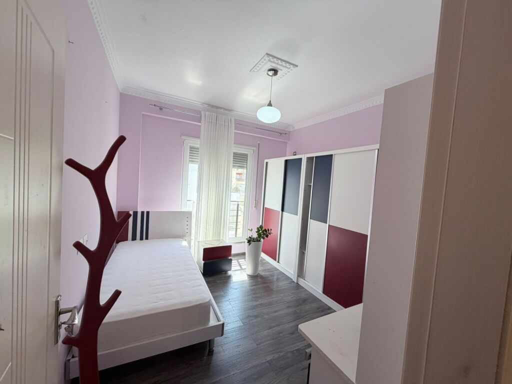 2+1 apartment for sale near the Zoo