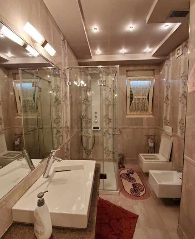🏘️Shitet vile 4-kateshe ne nje nga komplekset e vilave me te mira ne Tirane🔥