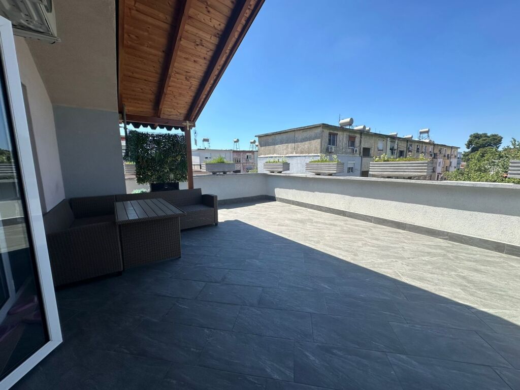 🏡 Appartamento Premium 2+1 con Veranda – Via Marie Logoreci, Tirana