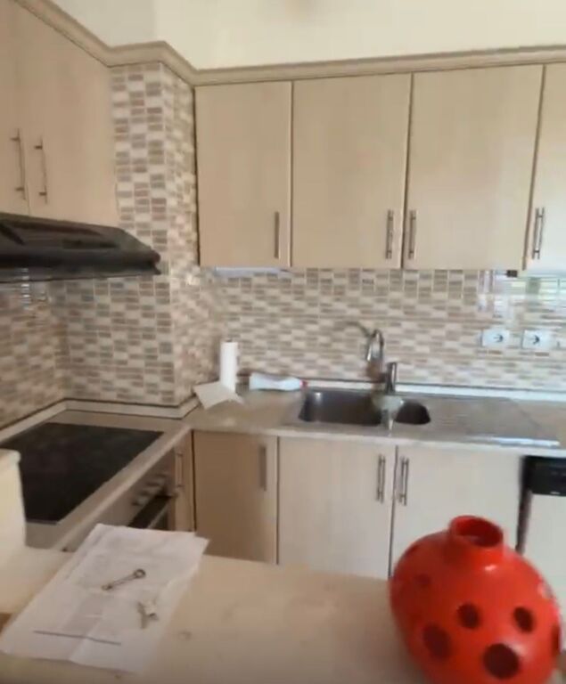 Apartment 2+1+2 balconies near the Train Station!
