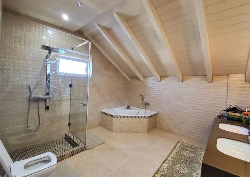 🏘️Shitet vile 4-kateshe ne nje nga komplekset e vilave me te mira ne Tirane🔥