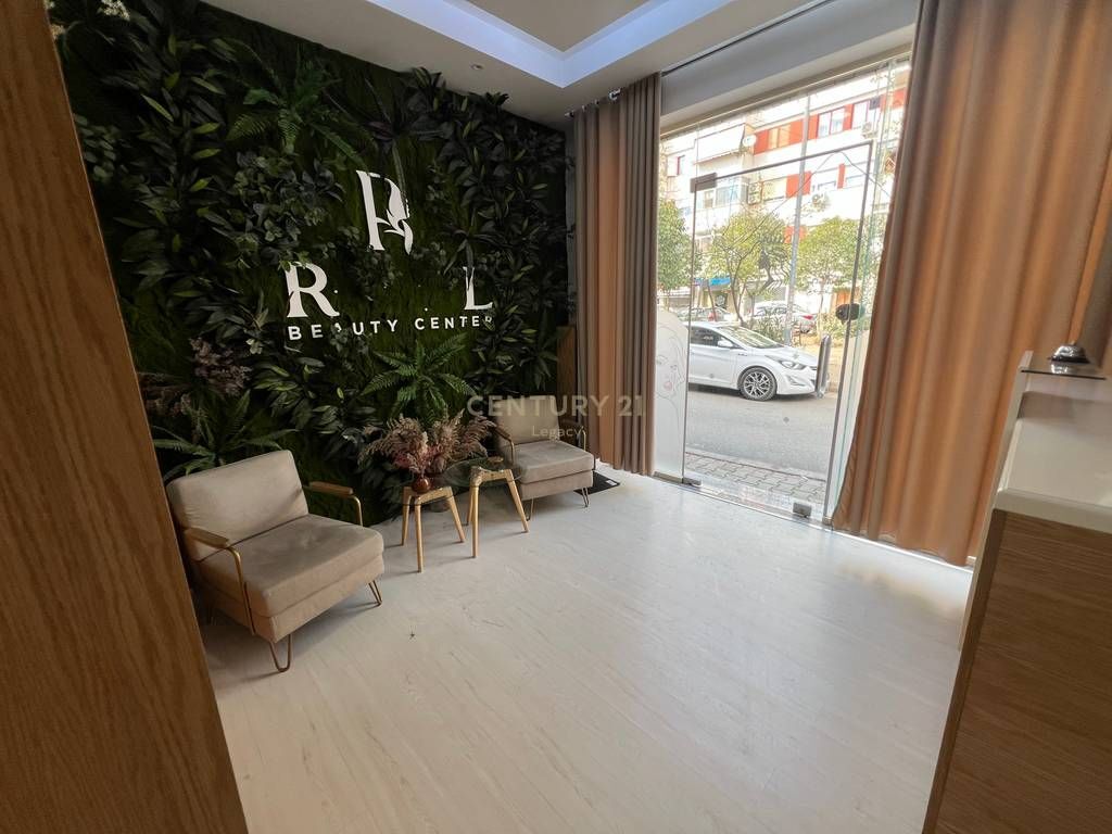 COMMERCIAL SPACE FOR RENT AT THE ARROW BUILDING