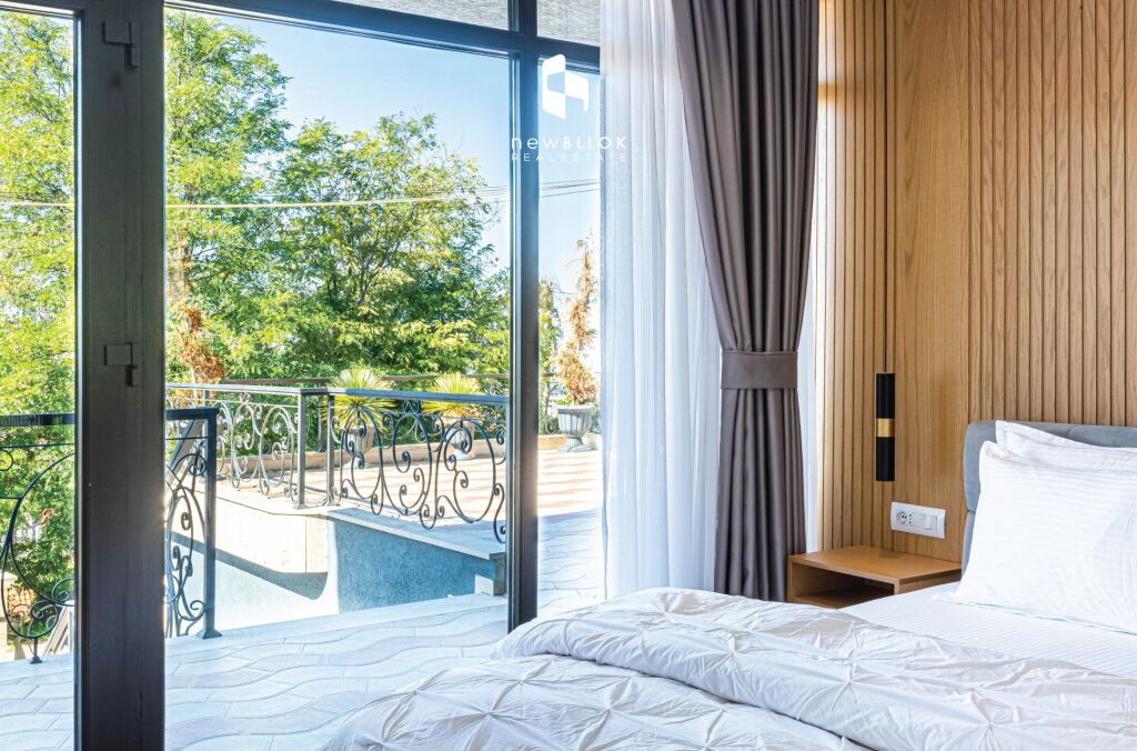 🏨 Hotel Moderno In Vendita - Korçë, Via Vilave | con Vista Panoramica su tutta Korçë | 1.100.000 Euro🔥