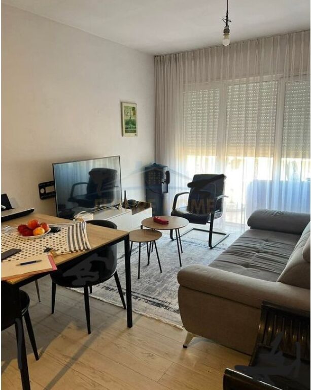 Shitet ,  Apartament 3+1 , Unaza e Re, Tirane.
