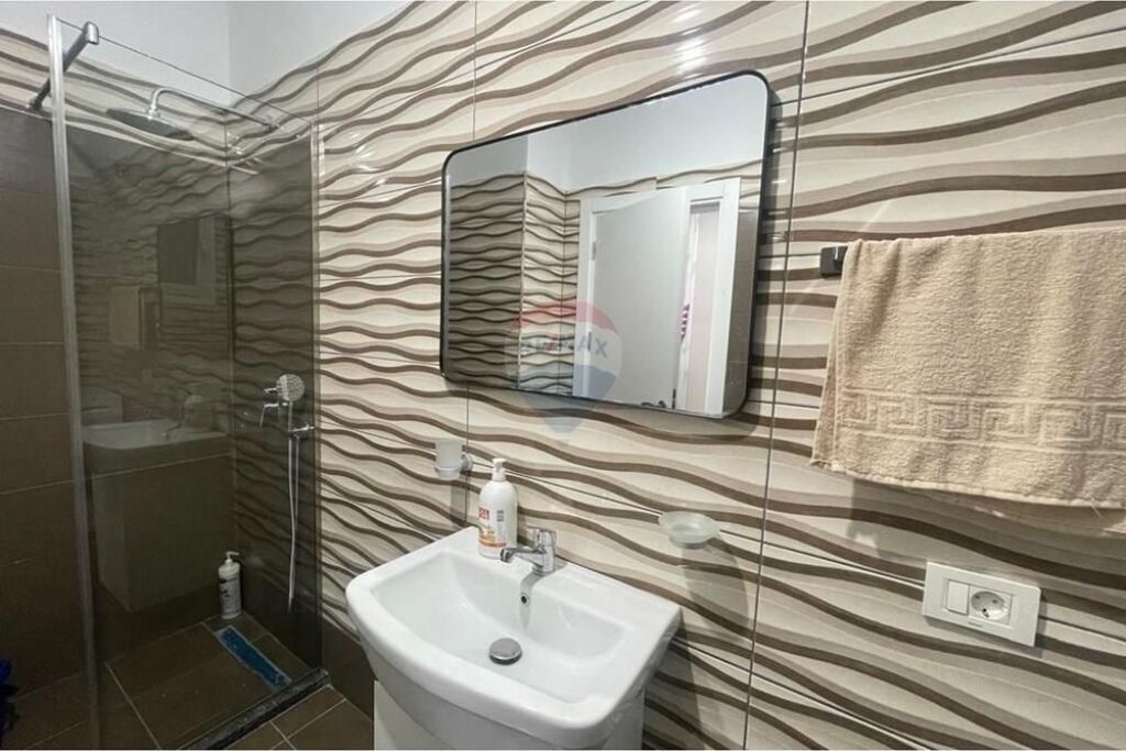 Appartamento 2+1 in Affitto – Transballkanike, Vlorë