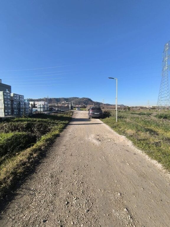 Land for Sale 2900 m² Near Megatek 📍