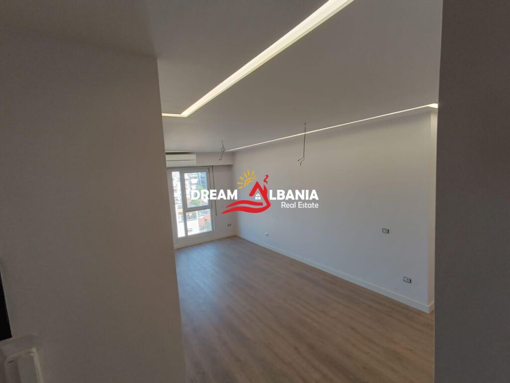Apartament 2+1 Ne Shitje te Shkolla e Kuqe ne Tirane (ID 41212215) - Widok 6