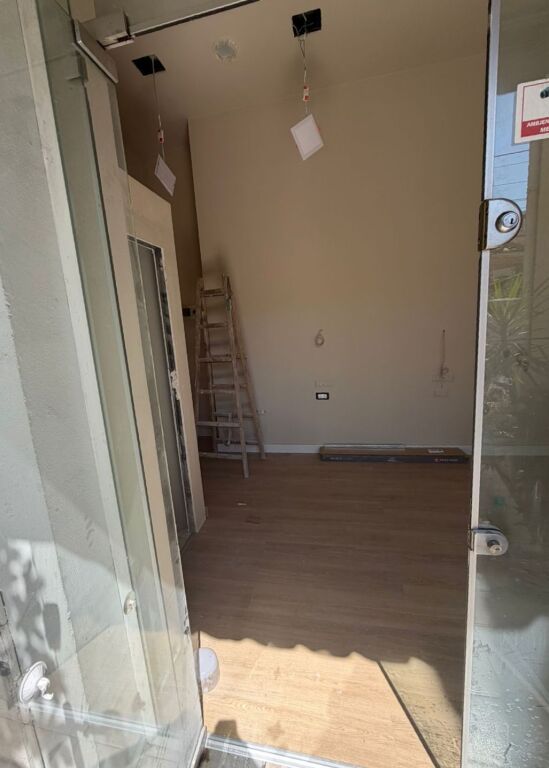 Shop for Sale – Barricades Street