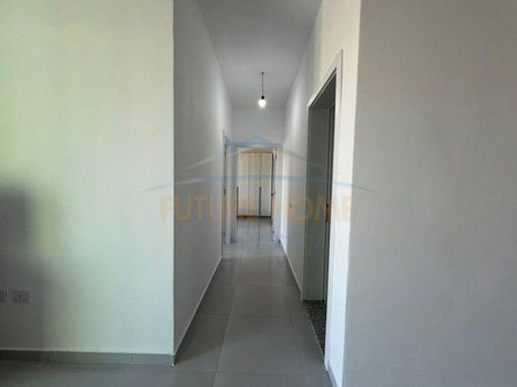 For sale, Apartment 2+1+2, 5 Maji Street, Tirana.