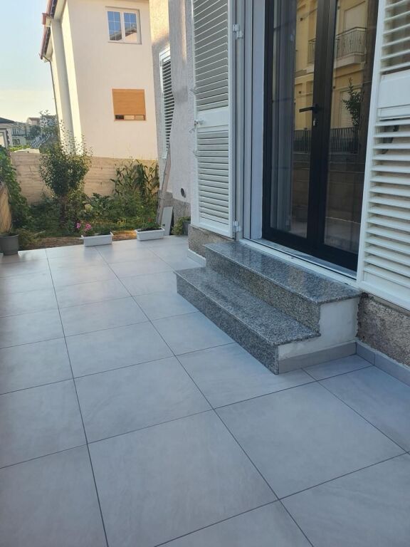 VILLA IN AFFITTO | VILLA ELITARIA SU 3 PIANI IN AFFITTO - MJULL BATHORE, VICINO A TEG TI