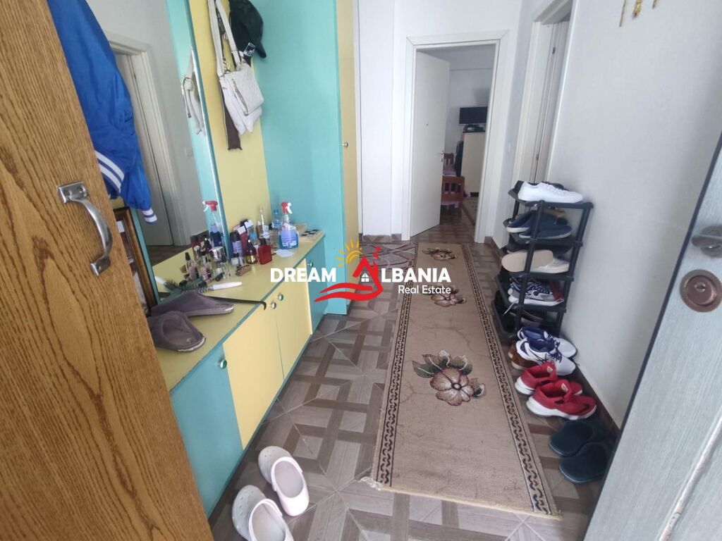 Shitet Vile 2-kateshe prane Liqenit te Thate, Tirane(ID 4151220)