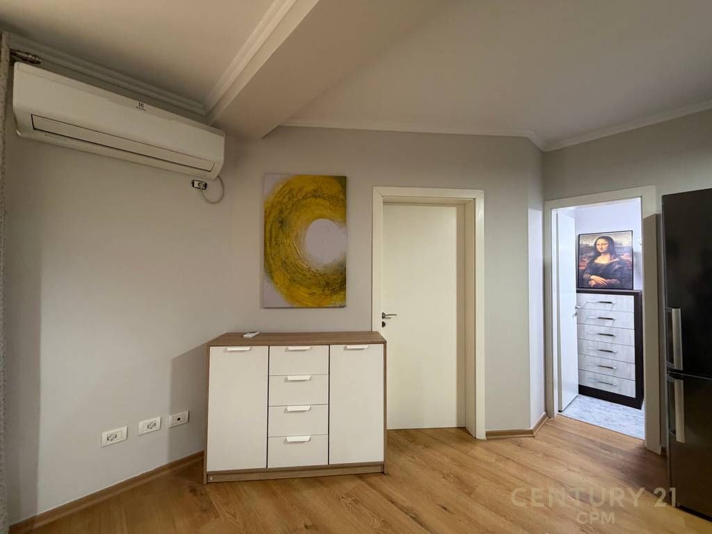 APPARTAMENTO 1+1 IN AFFITTO VICINO A BOULEVARD ZOGU I PARË!