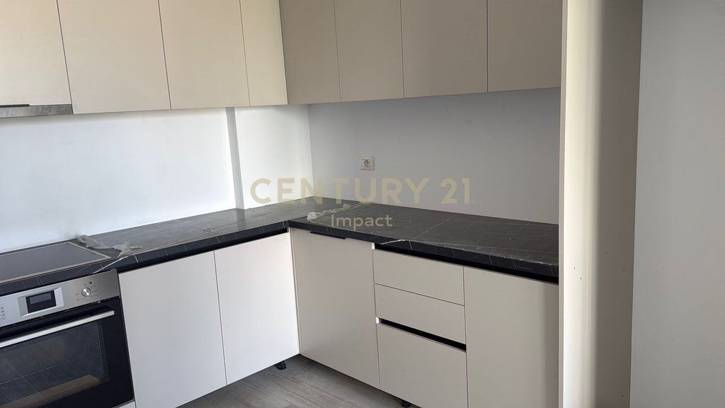 Apartament 1+1 Me Qira në Bulevardi i Ri, PRANE SPAK,Tiranë!