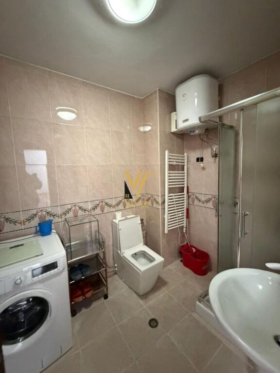 AFFITTASI APPARTAMENTO 1+1 A VASIL SHANTO 650 EURO