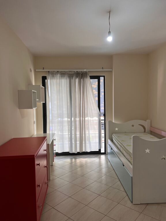 Affittasi 2+1+2 Rotondo Astir 550€