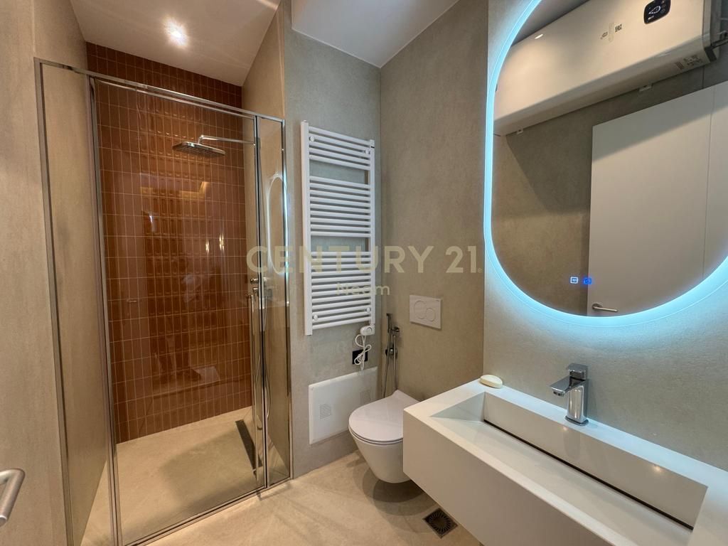 AFFITTO APPARTAMENTO MODERNO 2+1+2 CON 1 POSTO AUTO, GOLDEN PARK!!