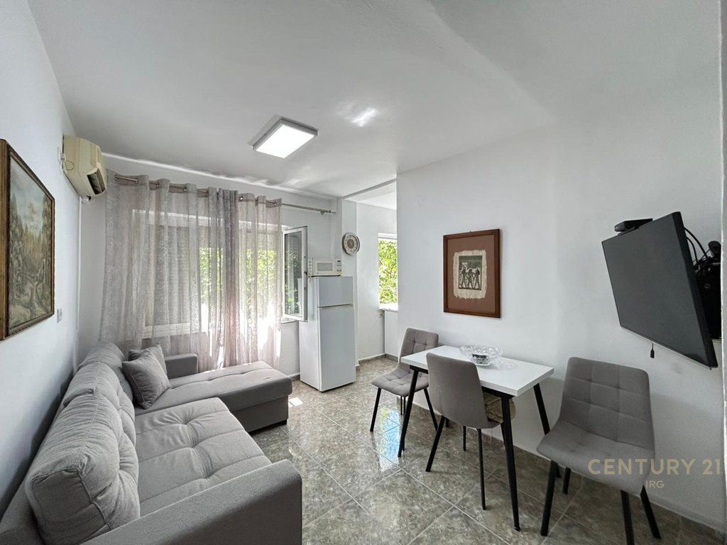 2+1 FOR RENT ON DIBRËS STREET.