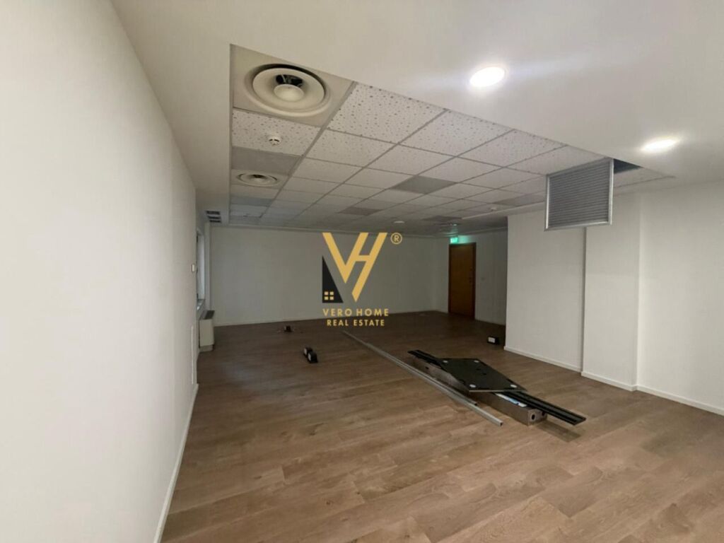 OFFICE 305 M2 FOR RENT AT GALERIA ETC 9,200 EURO