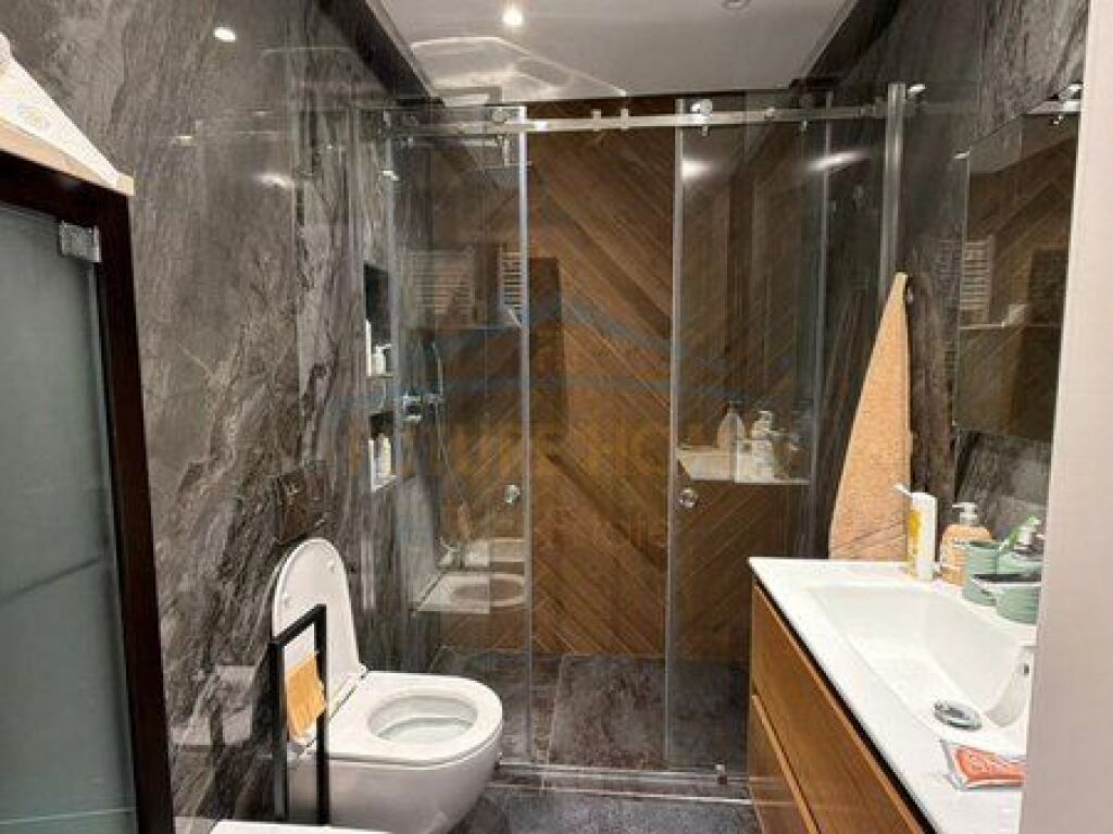 Apartment 3+1+2 + 2 Parking Spaces for Sale, Elbasan Street