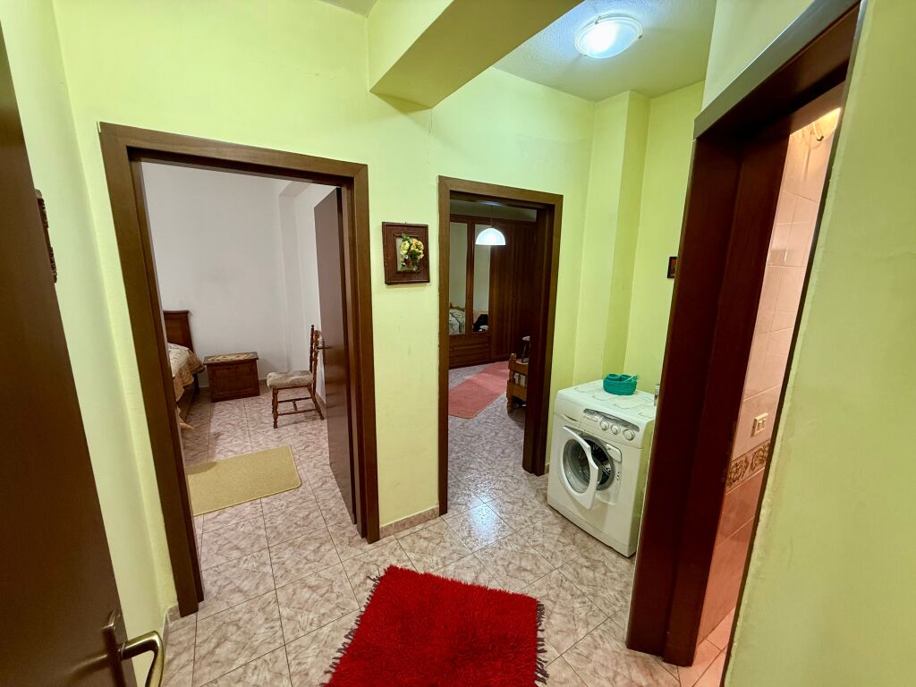 📣 AFFITTO Appartamento 2+1+2 Con Balcone 📍 Ex Blocco, Tirana ✨